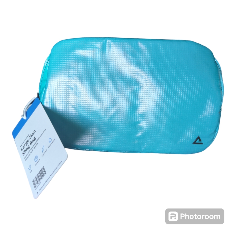 Rareform large Zion sling bag